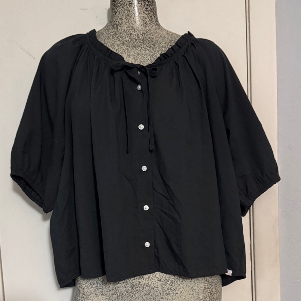 Charcoal Gray Old Navy Cute Button Up Top w/ Qtr length sleeves, sz Large